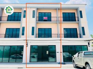 For RentShophousePathum Thani,Rangsit, Thammasat : Open for rent, 3-story commercial building (new, 1st hand) The Connect Biztown, The Connect project.