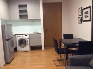 For RentCondoSathorn, Narathiwat : Noble Revo Silom fully furnished, 35 square meters.