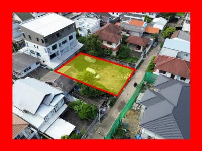 For SaleLandLadprao, Central Ladprao : Land for sale, Soi Lat Phrao 25, Intersection 2, size 96 sq w., near Lat Phrao Road, only 550 m. CC