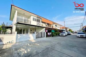 For SaleTownhouseNakhon Pathom : 2-story townhome for sale, Nichakorn 3, Phutthamonthon Sai 4 Road, Nakhon Pathom.