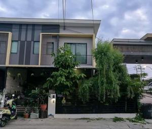 For SaleTownhousePattanakan, Srinakarin : P-2517 Urgent sale and rental! The Connect Suan Luang - On Nut, beautiful house, good location, close to amenities.