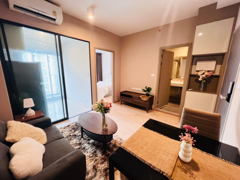 For RentCondoRama9, Petchburi, RCA : 🔥🔥✨Book🆁🅴🅽🆃Urgent!!👑CORNER!!✨🏦👑New room, very beautifully decorated👑✨High floor Good view!!!!✨Fully furnished!!!!🔥🔥 🎯🆁🅴🅽🆃For rent🎯Ideo Asoke-Rama9✅1🅱🅴🅳1✅32 sqm. 19th floor (#MRT#CBD📌)🔥✨LINE:miragec