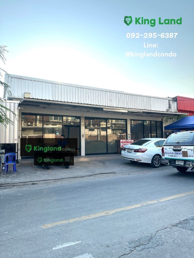 For RentRetailLadprao101, Happy Land, The Mall Bang Kapi : #Building for rent, one and a half floors, located at the intersection of Soi Pho Kaew 3, Intersection 17, Pho Kaew Road, Khlong Chan, Bang Kapi, very high traffic (building built by CPALL, used to be 7-11 before), opposite the large village, Private Town