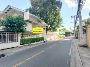 For SaleHouseLadprao, Central Ladprao : House for sale Ladprao 15 near MRT Lat Phrao BTS Ha Yaek Lat Phrao Connect to Phaholyothin Road/50-HH-65007