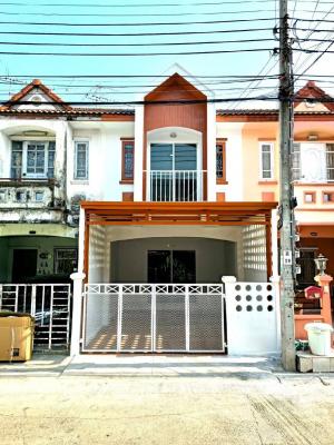 For SaleTownhouseNawamin, Ramindra : 2-story townhouse for sale, KC Village 1 (main road), Hathairat 39, Sam Wa Tawan Tok, Khlong Sam Wa, Fashion Island, Safari World, Nopparat Hospital, Benjamarachalai School, Khum Thong School, Pink Skytrain. Ekkamai Ramindra Expressway Eastern Outer Ring