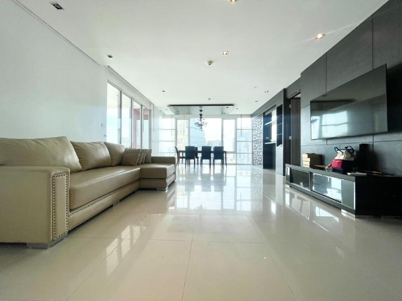 For RentCondoSukhumvit, Asoke, Thonglor : For Rent Fullerton 3 Bedroom 3 Bathroom 170 sqm