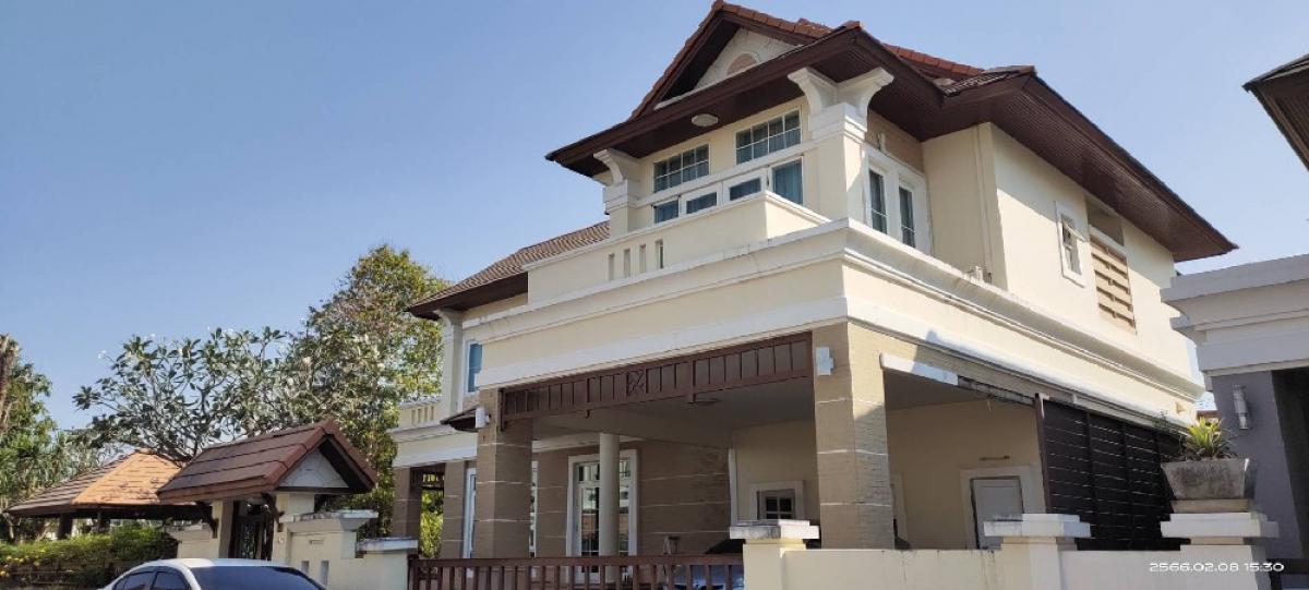 For RentHouseSamut Prakan,Samrong : Baan Pimanda Sireen, No. 45/6 Soi King Kaew 11 (Winmill Golf Course), area 140 sq m, 2 floors, 3 bedrooms, 4 bathrooms, parking for 2 cars, with swimming pool. Price negotiable