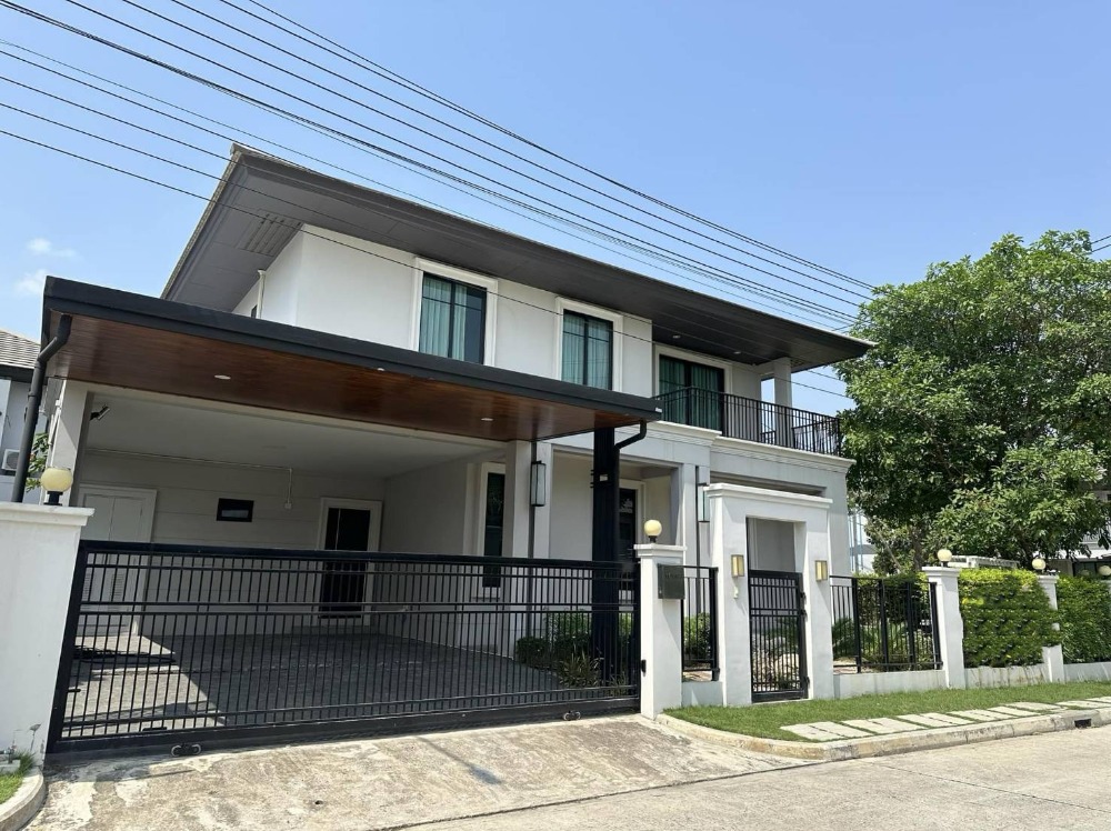 For SaleHousePattanakan, Srinakarin : Single house for sale, Setthasiri Phatthanakan 87, corner house with swimming pool. Phatthanakan-On Nut Road, Prawet District, Bangkok