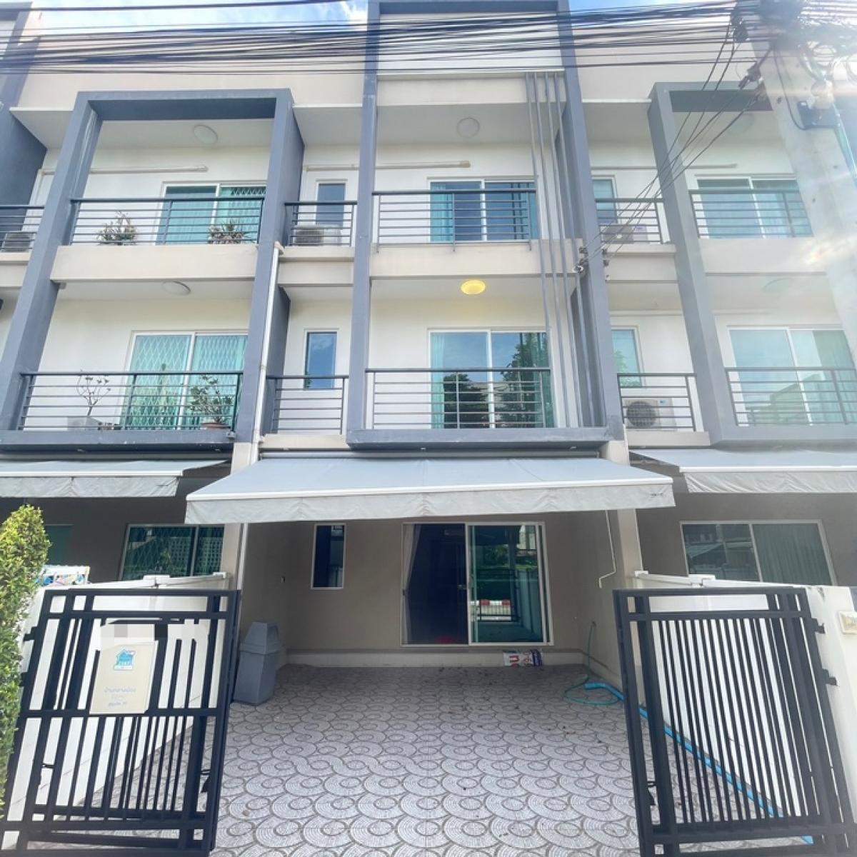 For RentTownhouseOnnut, Udomsuk : 🔥 House for rent in the middle of the city, Sukhumvit 77 🔥
