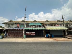 For SaleTownhouseNonthaburi, Bang Yai, Bangbuathong : Townhouse Pruksa 26 is in front of the project, can be traded at a cheap price.