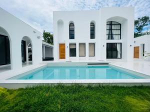 For SaleHouseChiang Mai : FOR SALE POOL VILLA ,HANGDONG CHIANGMAI