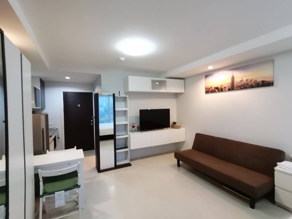 For RentCondoOnnut, Udomsuk : 🧸🌷For rent🌷🧸The log3 Sukhumvit 101/1, studio room, 1 bathroom, 8th floor, Building B, size 28 sq m, swimming pool view ✨️