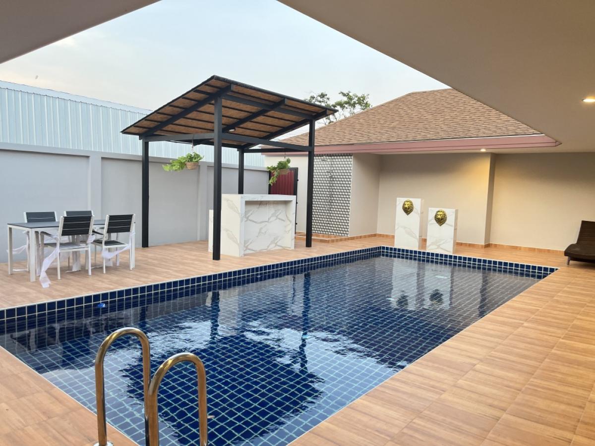 For RentHousePhuket : Brand New Modern Pool Villa in Chalong soi Yod Sanae For rent