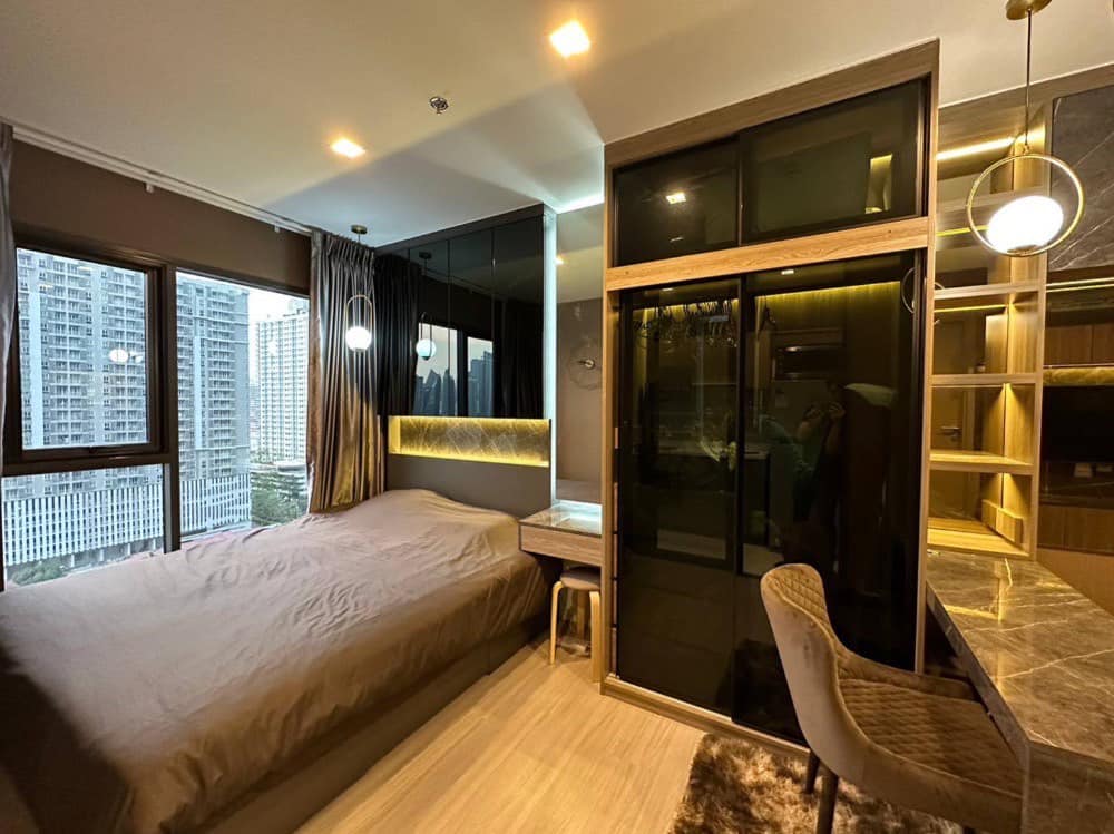 For RentCondoRama9, Petchburi, RCA : 💥💥 Condo for rent Life Asoke Hype, beautiful room in the heart of Asoke.