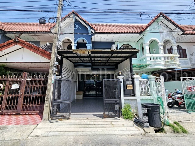 For SaleTownhouseKasetsart, Ratchayothin : Townhouse Khubon 27, Intersection 48, newly renovated, ready to move in.