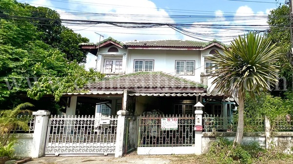 For SaleHousePathum Thani,Rangsit, Thammasat : Twin house, Makkhawan Rangsan Village, Rangsit, Khlong 10