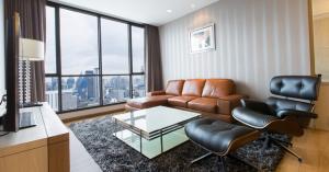 ขายคอนโดนานา : Hyde Sukhumvit 13 condo 3 bedrooms for Sale near BTS Nana