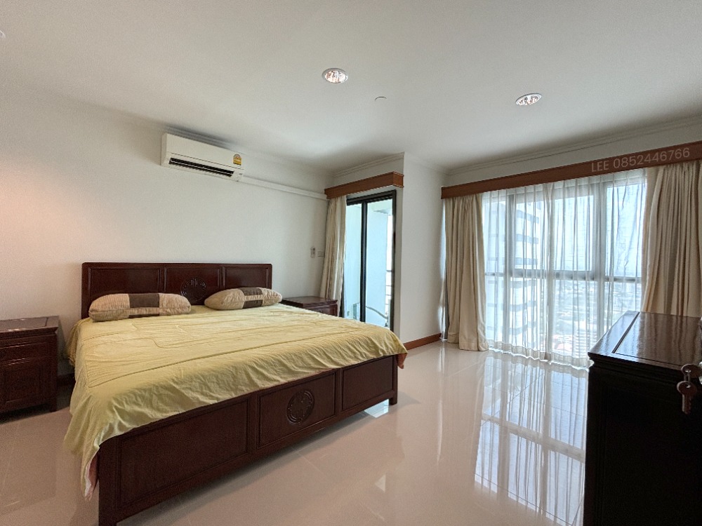 For RentCondoSathorn, Narathiwat : Newly renovated 3-bedroom condo for rent, Sathorn Gardens near MRT Lumpini and BTS Chong Nonsi