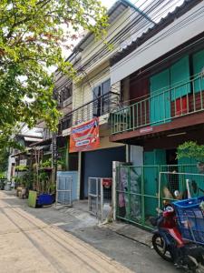 For SaleTownhouseOnnut, Udomsuk : For sale: 2-story townhouse, area 14 square meters, 1 bedroom, 2 bathrooms, 1 multi-purpose room, 1 hall, Sukhumvit Road 62, Intersection 13, Bang Chak Subdistrict, Phra Khanong District, Bangkok