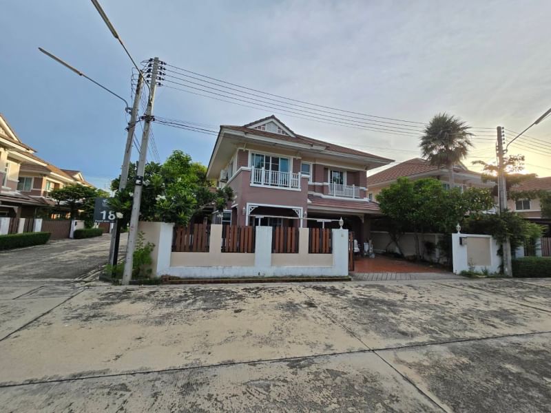 For SaleHousePattaya, Bangsaen, Chonburi : Beautiful house for sale, good location | Grand Maneerin University, Sam Muk - Bang Saen