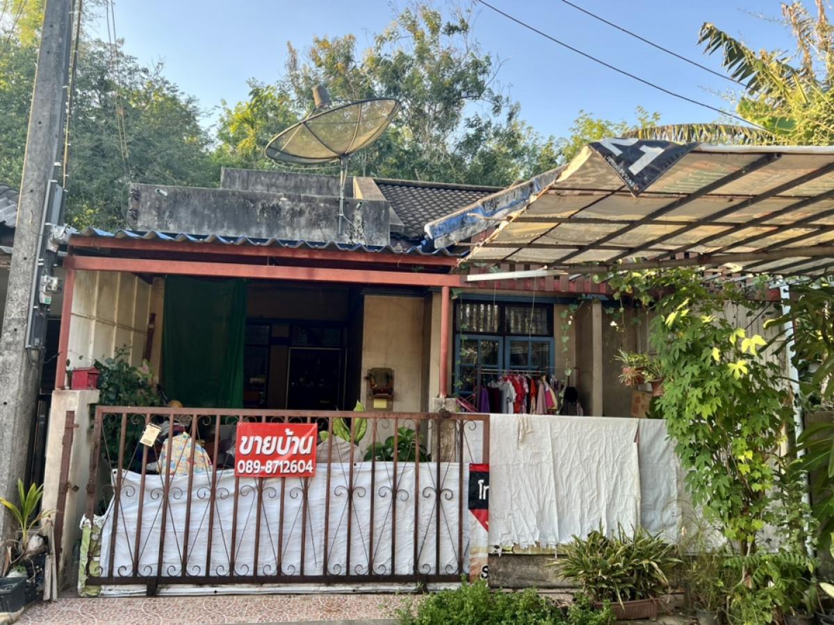 For SaleHouseTrang : House for sale 🏡(Ready to move in), located in downtown 🏙️and good environment. (Cheap  price‼️-Negotiation accepted✅)