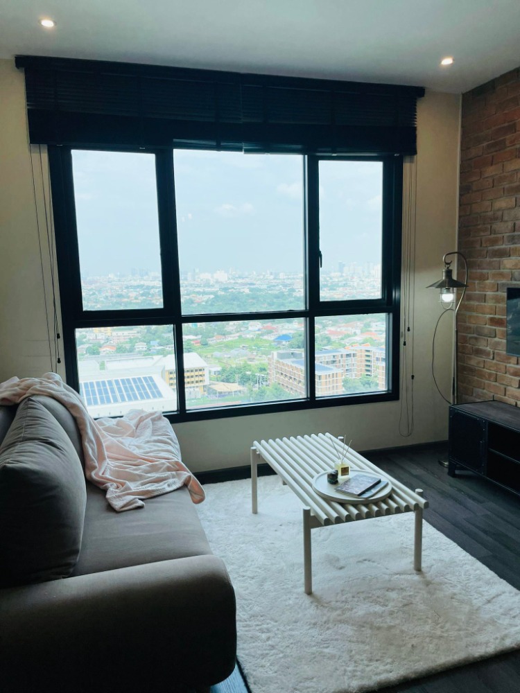 For SaleCondoOnnut, Udomsuk : 🔥Urgent sale!The Base Park East 2 Bedrooms 1 Bathroom 49.75 SQ.M., 22th+ Floor, Corner Unit, Fully Furnished with Closed Kitchen 🔥Only THB 4.99 Million Baht!