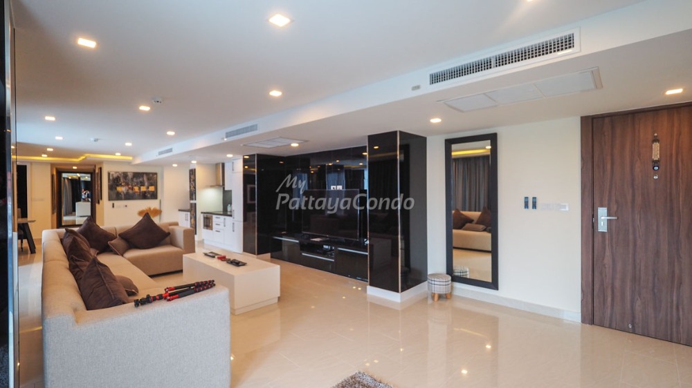 For SaleCondoPattaya, Bangsaen, Chonburi : 3 Bedrooms for Sale in Grand Avenue Residence