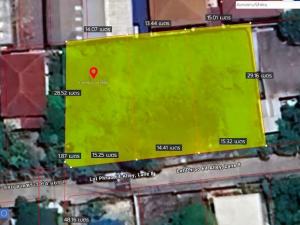 For SaleLandChokchai 4, Ladprao 71, Ladprao 48, : Land for sale in Lat Phrao Beautiful square plot, Lat Phrao 64, Intersection 8. There are 3 plots in total. You are welcome to sell each plot individually or buy them all.