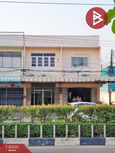 For SaleShophouseRatchaburi : Commercial building for sale, 2 units, next to the road, Ban Pong, Ratchaburi, trading location.