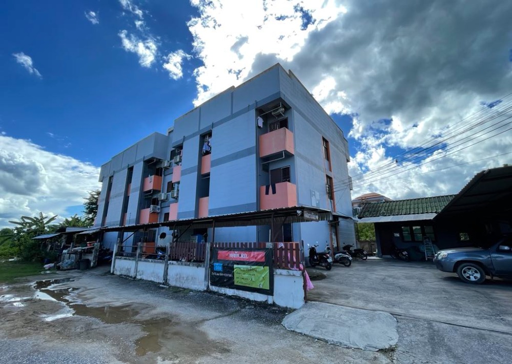 For SaleBusinesses for saleChiang Rai : Business for sale, dormitory, 45 rooms, opposite MFL, Chiang Rai Province.