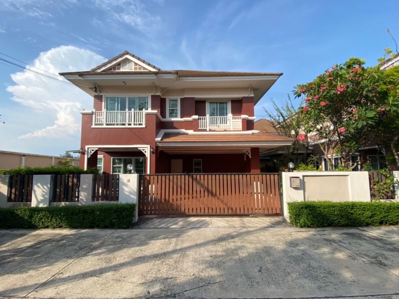 For RentHousePattaya, Bangsaen, Chonburi : Luxury house for rent, Grand Manirin Village, Sam Muk - Bangsaen