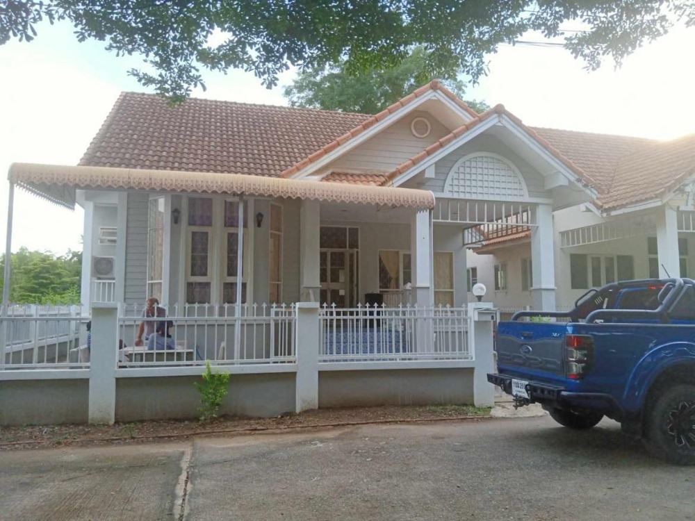 For SaleHouseNakhon Sawan : For sale cheap‼️ Single-storey detached house, Chao Fah Rim Nam Village, size 50 sq m. Location: 56/5 Village No. 3, Nakhon Sawan Tok Subdistrict. Mueang Nakhon Sawan District, Nakhon Sawan 60000