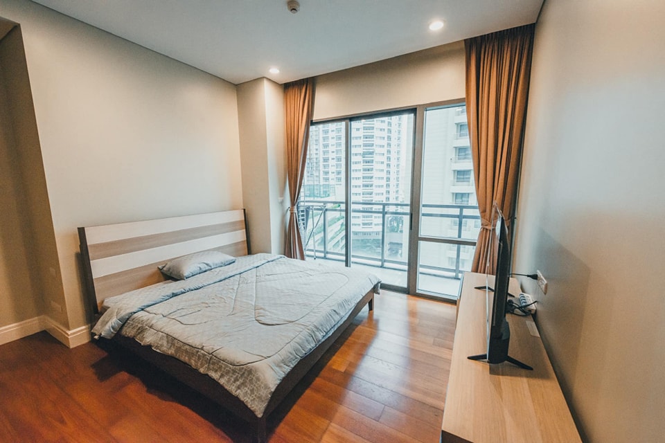 For RentCondoSukhumvit, Asoke, Thonglor : BRG103  Bright Sukhumvit 24, 10th floor, Building A, city view, 90 sq m., 2 bedrooms, 2 bathrooms, 65,000 baht. 064-878-5283