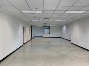 For RentOfficeBangna, Bearing, Lasalle : Interlink Tower, office building Prime location in Bangna area, EEC Gateway