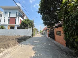 For SaleLandChokchai 4, Ladprao 71, Ladprao 48, : Land Chokchai 4 Yaek 84 / 93 Square Meter (FOR SALE) RUK728