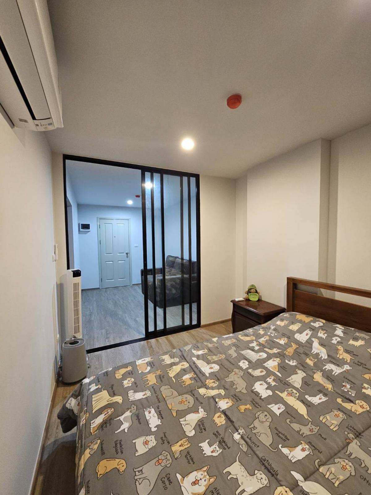 For RentCondoChaengwatana, Muangthong : Hi Chaengwattana 19 Condo (HI Chaengwattana 19 Condo) Building B, 8th floor, 1 bedroom, 1 bathroom, monthly rent 7,500.- decorated room, ready to move in. Includes common fees Fully furnished, new items