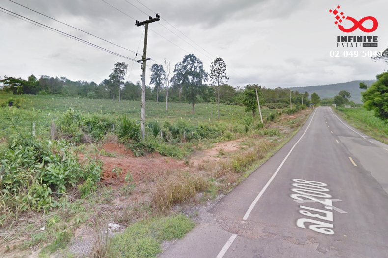 For SaleLandLoei : Empty land for sale next to the road, 17 rai 58 square wah, Phu Ruea District, Loei.