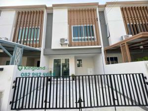 For RentTownhouseBangna, Bearing, Lasalle : #Townhouse for rent, Warm, Bangna KM.26, 3 bedrooms, 3 bathrooms, 2 parking spaces #Allows pets, beautiful house, ready to move in, good location, can enter and exit 3 main routes, Bangna-Trad Road. Theparak Road and Tamru-Bang Phli Road Near Suvarnabhumi