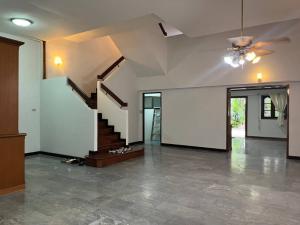 For RentTownhouseRama3 (Riverside),Satupadit : 4-story townhouse, Priyanon Village. Usable area 400 square meters or more, area 33.3 square meters, 4 bedrooms, 1 maids room, 1 living room, 1 kitchen, 1 living room, parking for 3 cars.
