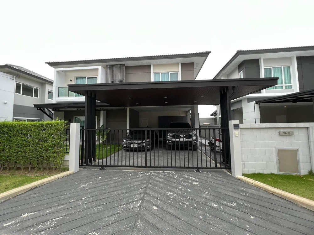 For RentHouseLadkrabang, Suwannaphum Airport : Single house for rent, Centro Rama 9-Krungthep Kreetha, additions, built-in furniture, ready to move in, 4 bedrooms, 3 bathrooms.