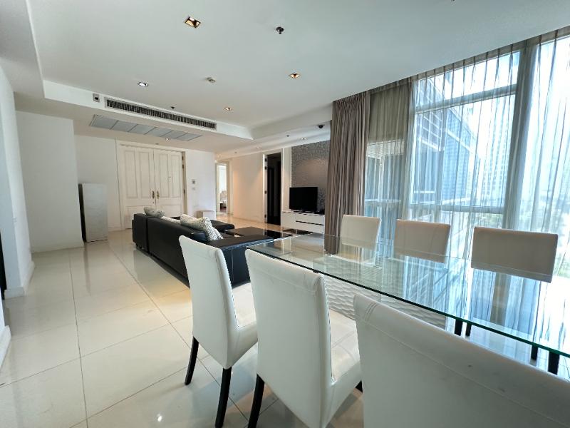 For RentCondoWitthayu, Chidlom, Langsuan, Ploenchit : For Rent Athenee Residence 2 Bedroom 2 Bathroom 131 sqm