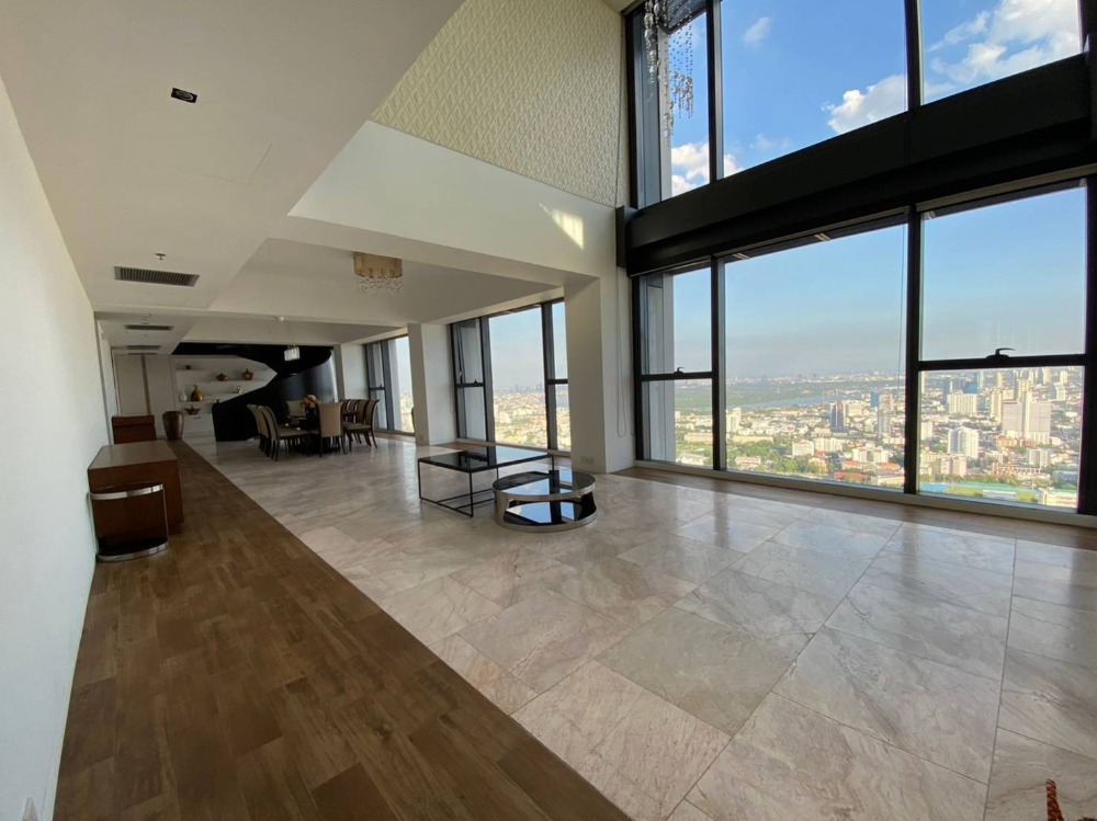 ขายคอนโดสาทร นราธิวาส : ขาย Triple Penthouse เดอะ เม็ท สาทร-The Met Sathorn 4 ห้องนอน 546 ตรม. พร้อมสระว่ายน้ำส่วนตัว