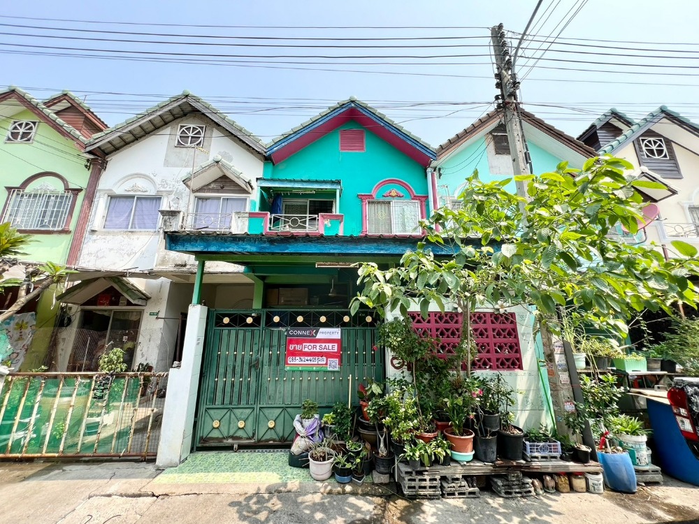 For SaleTownhouseMahachai Samut Sakhon : 2-story townhouse for sale, Chitra Place Village, Suan Luang.