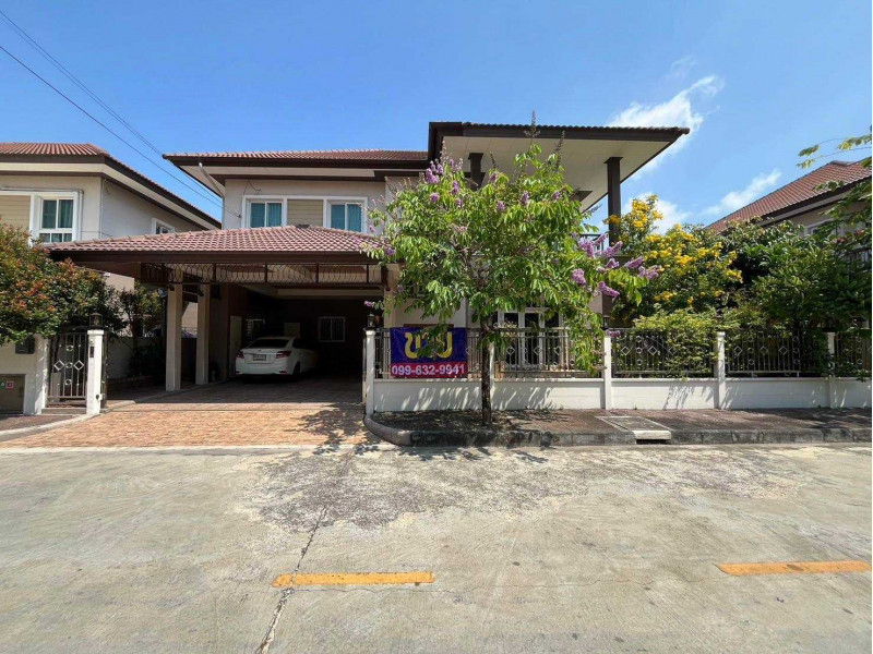 For SaleHouseMahachai Samut Sakhon : Single house for sale, Seritsiri Rama 2 project, 3 bedrooms, 3 bathrooms.