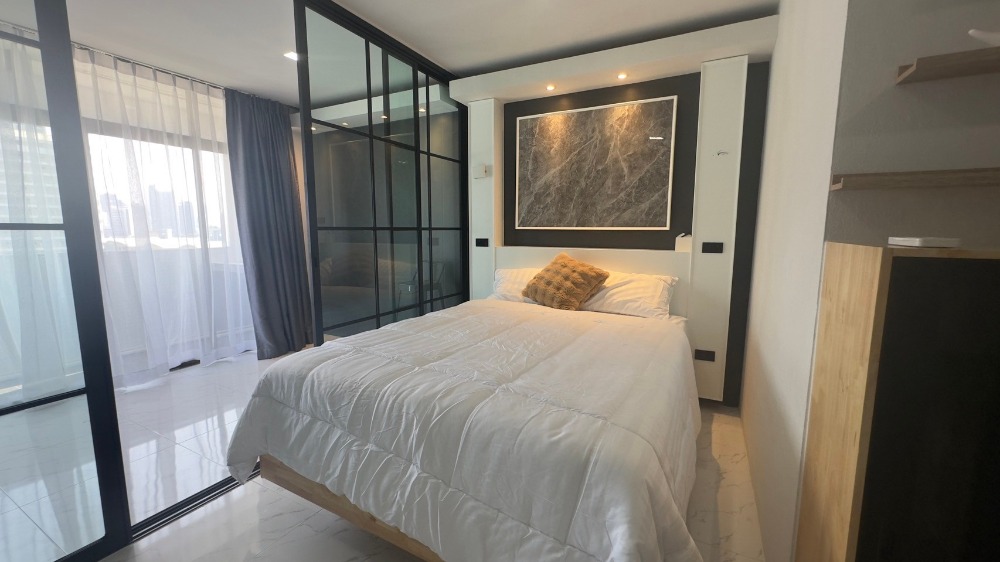 For SaleCondoRatchadapisek, Huaikwang, Suttisan : For sale: Sap Kaew Tower, newly renovated room, 31 sq m.