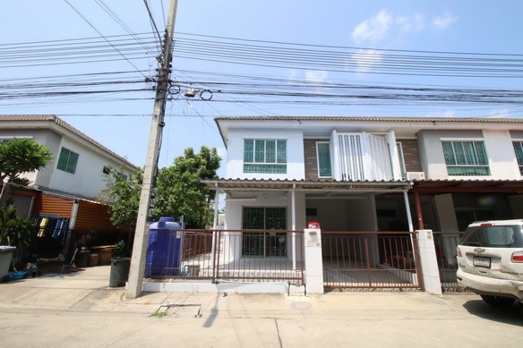 For RentTownhouseNakhon Pathom : For rent, 2-story townhouse, Pruksa Ville 56, Salaya, Phutthamonthon Sai 5, Sam Phran, corner house, 23.7 sq m, near Central Salaya.