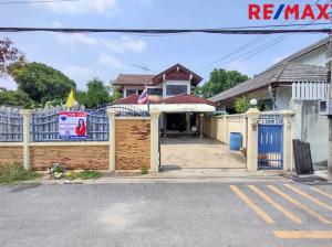 For SaleHouseVipawadee, Don Mueang, Lak Si : 2-story detached house for sale, Soi Saranakhom 33, Pin Charoen Village, Songprapa, Don Mueang, Don Mueang Skytrain Station (Red Line), size 76 sq m.