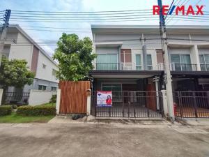 For SaleTownhousePathum Thani,Rangsit, Thammasat : 2-story townhome, Supalai Bella Wongwaen, Lam Luk Ka, Khlong 4, Rangsit.