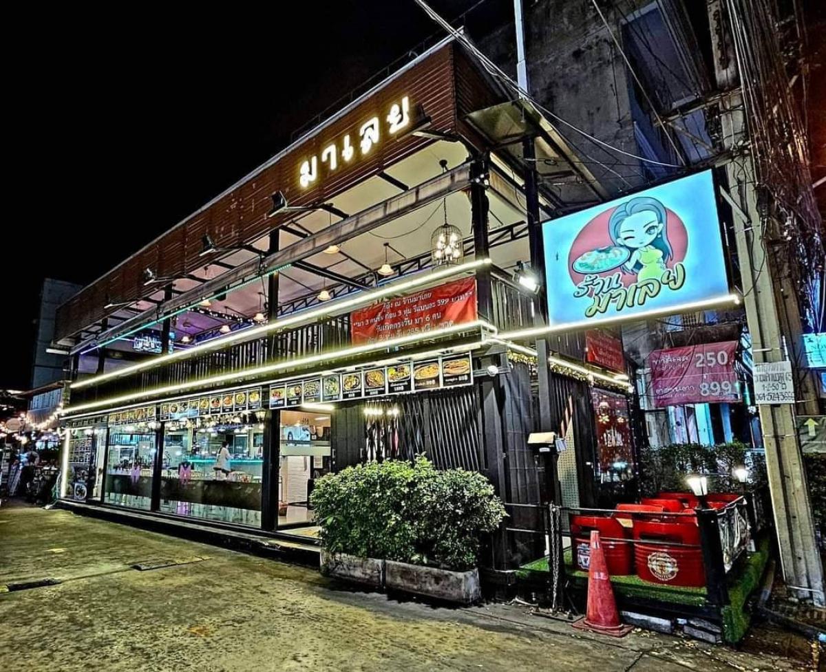 For LeaseholdRetailRamkhamhaeng, Hua Mak : Lease restaurant in a golden location. On the road, the only one in Ad Mahadthai Market and Soi Mahadthai, Thailand's largest entertainment and student area