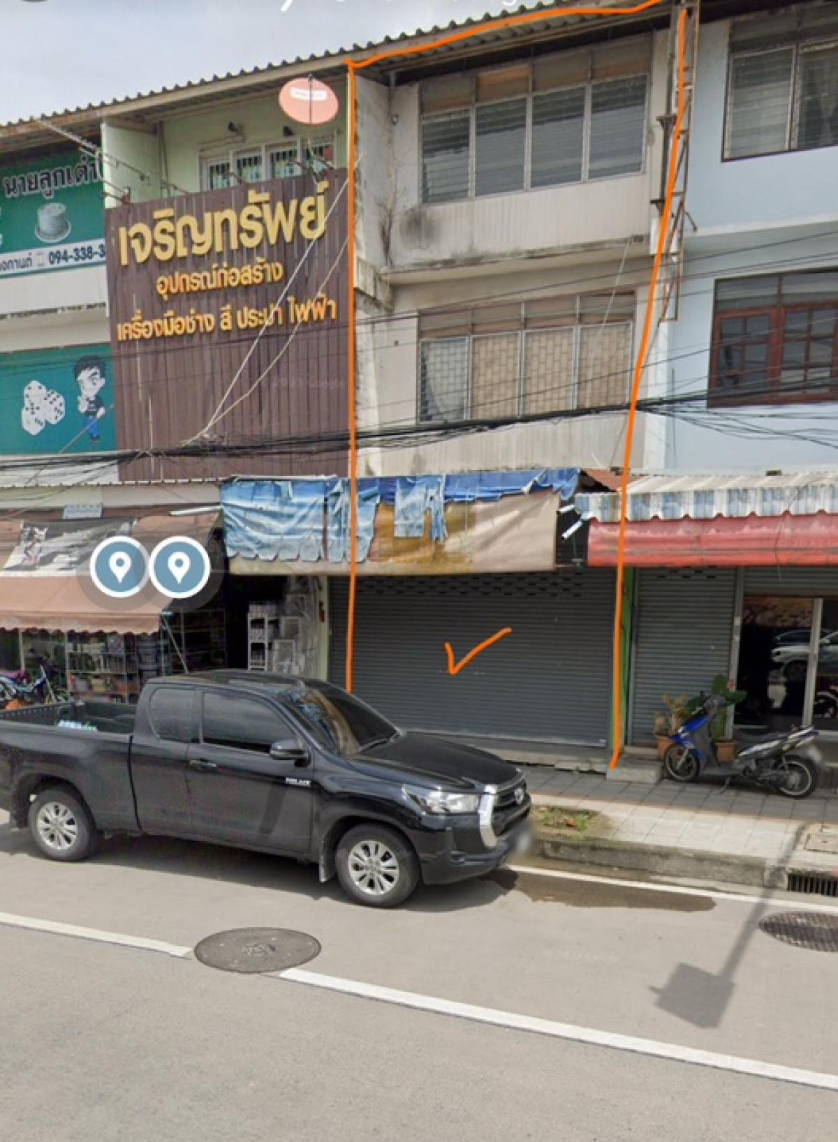 For SaleShophouseMin Buri, Romklao : Commercial building (shophouse) for sale, 3 floors